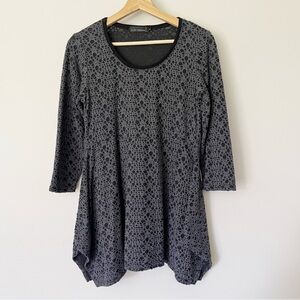 Cut Loose Top Size Small Tunic Net Textured Gray Black Grunge Goth Artsy